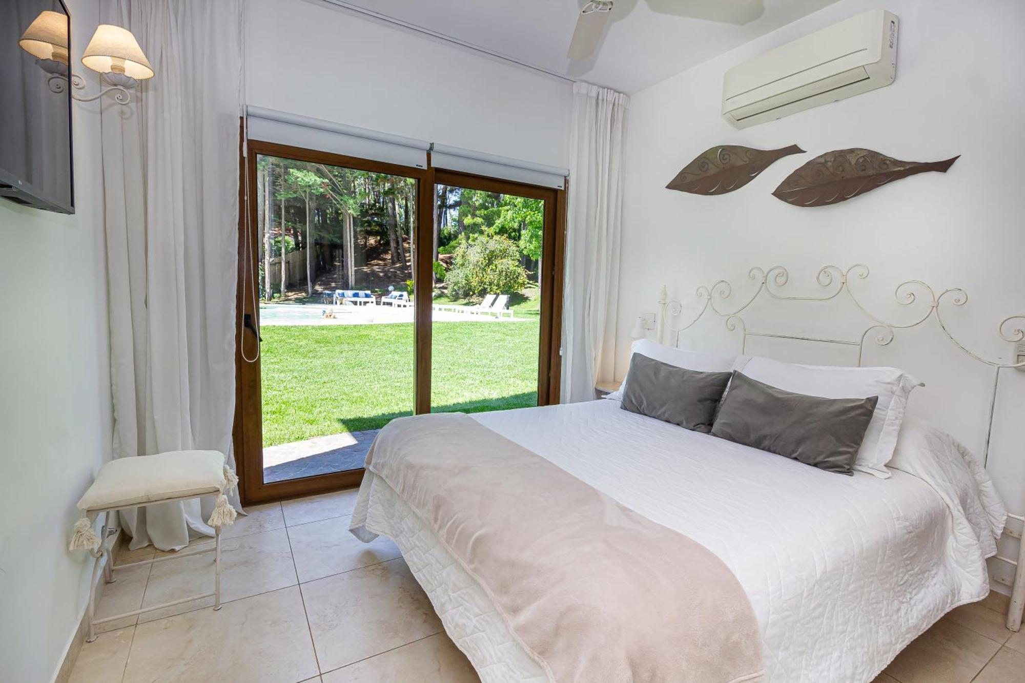 Punta Cerezo Apart Carilo Luaran gambar